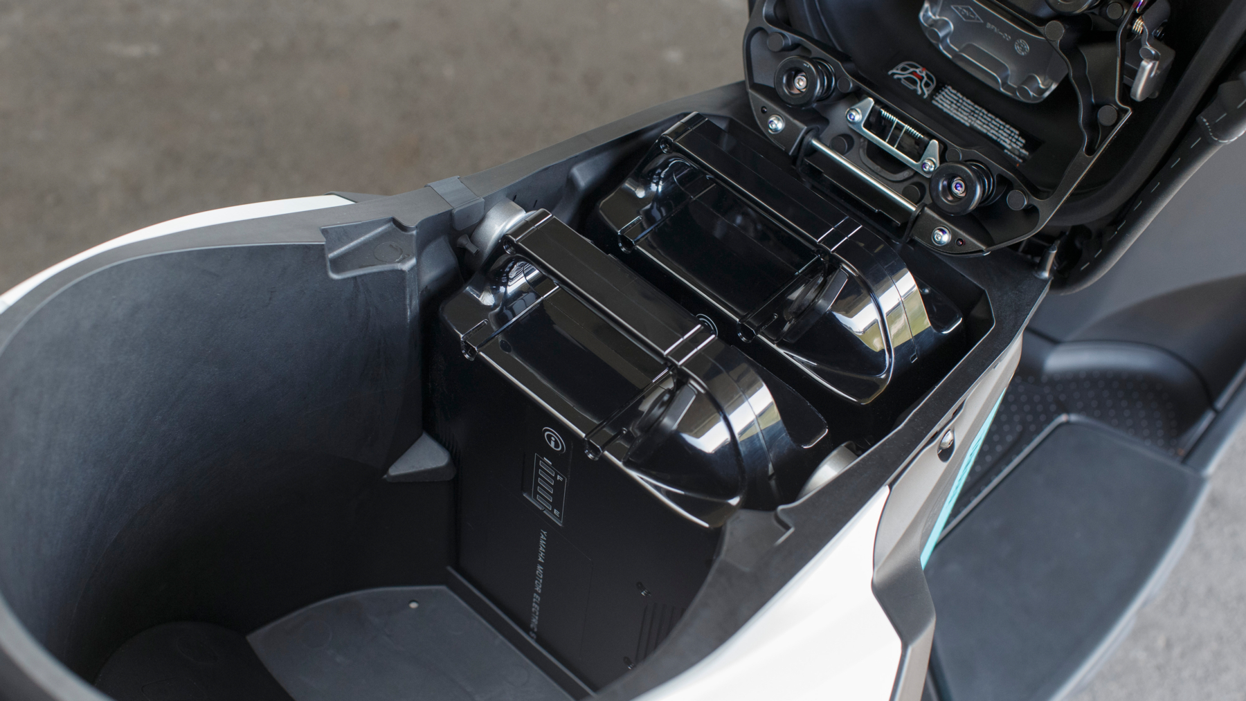 YAMAHA Neo's EV-image-2