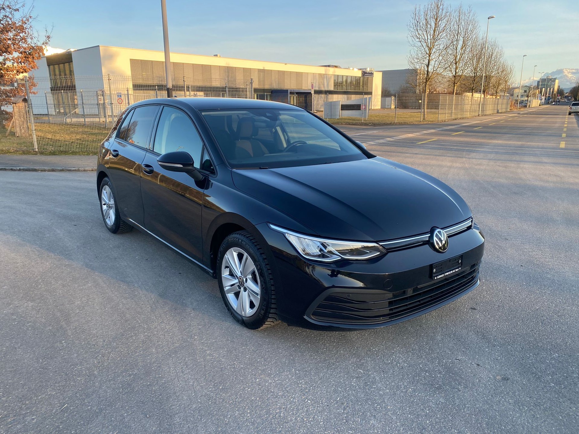 VW Golf 1.0 eTSI mHEV ACTLife DSG-image-6