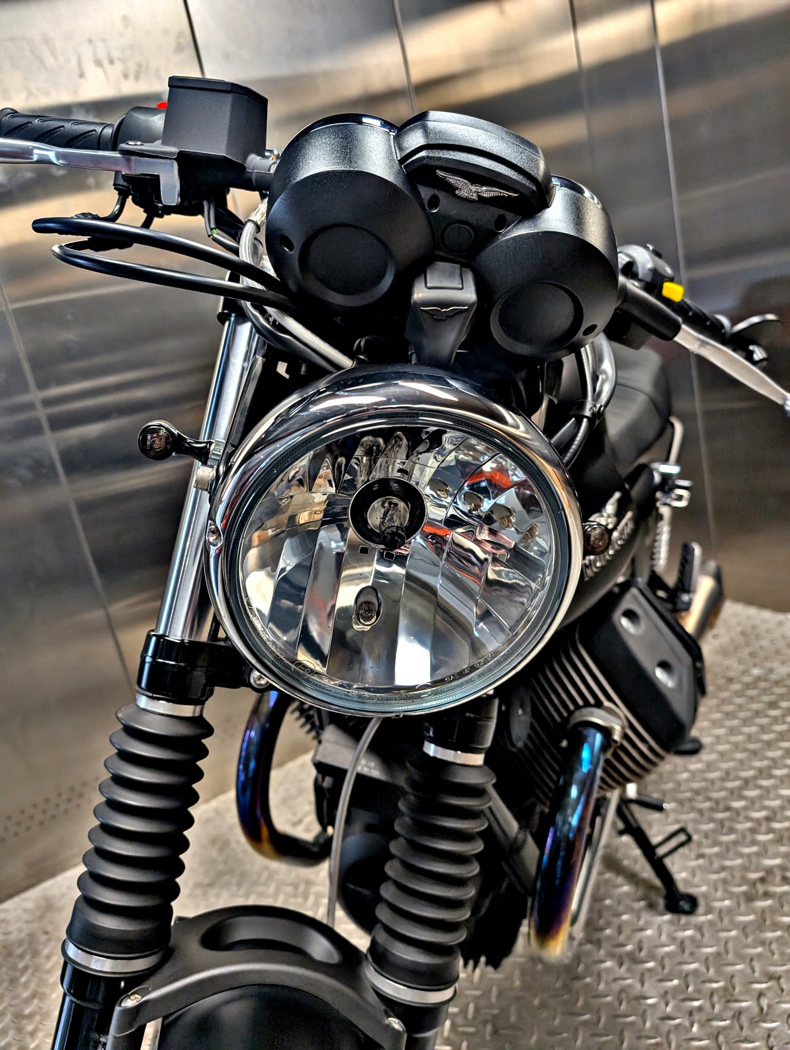 MOTO GUZZI 750-image-8