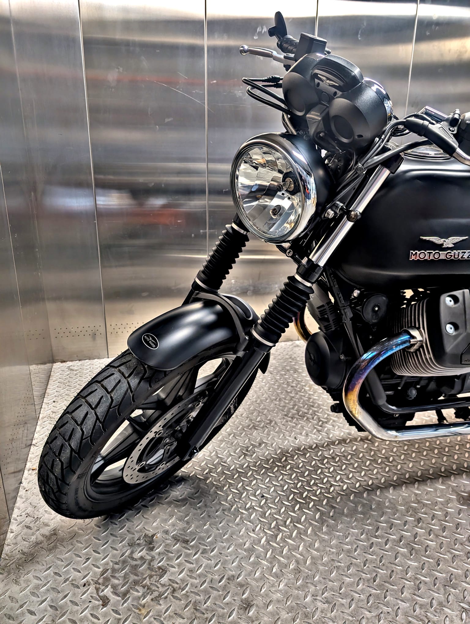 MOTO GUZZI 750-image-9