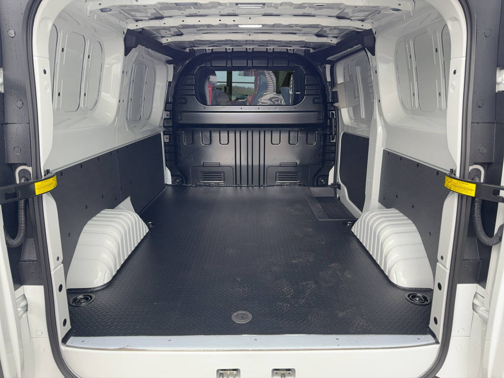MAXUS eDeliver 7 fourg. L1 E-Motor 7 77 kWh FWD-image-15