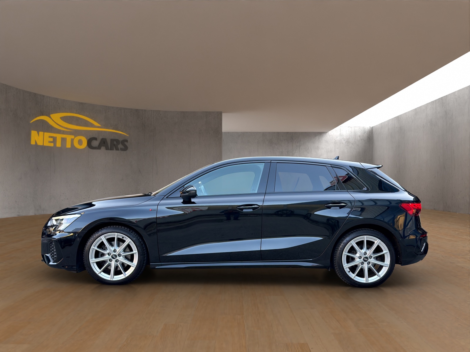 AUDI A3 Sportback 35 TFSI S line S-tronic-image-4