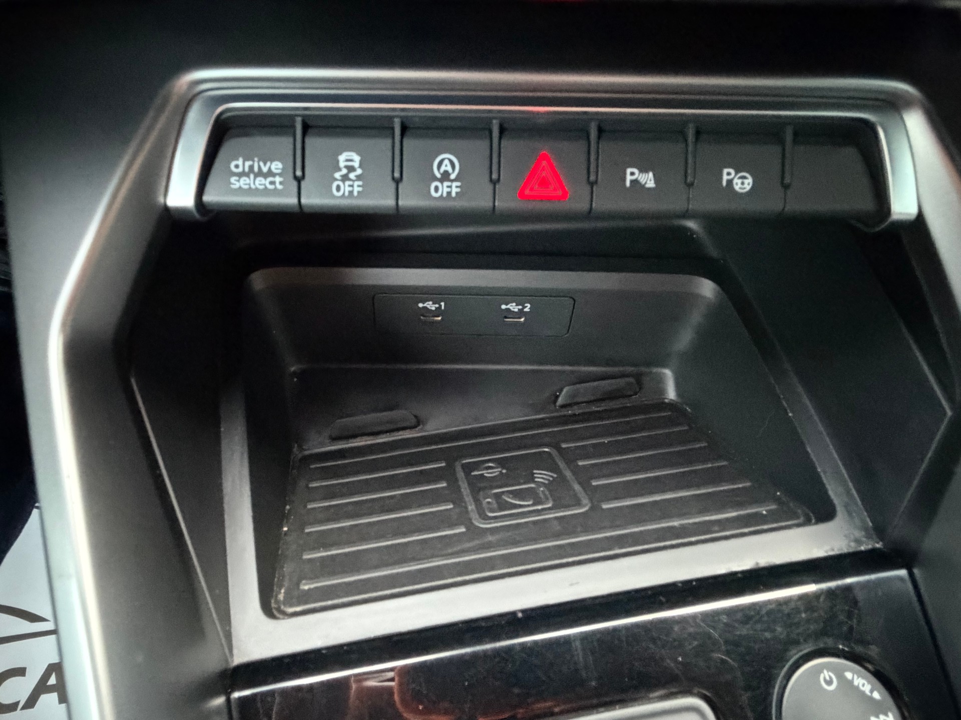 AUDI A3 Sportback 35 TFSI S line S-tronic-image-16