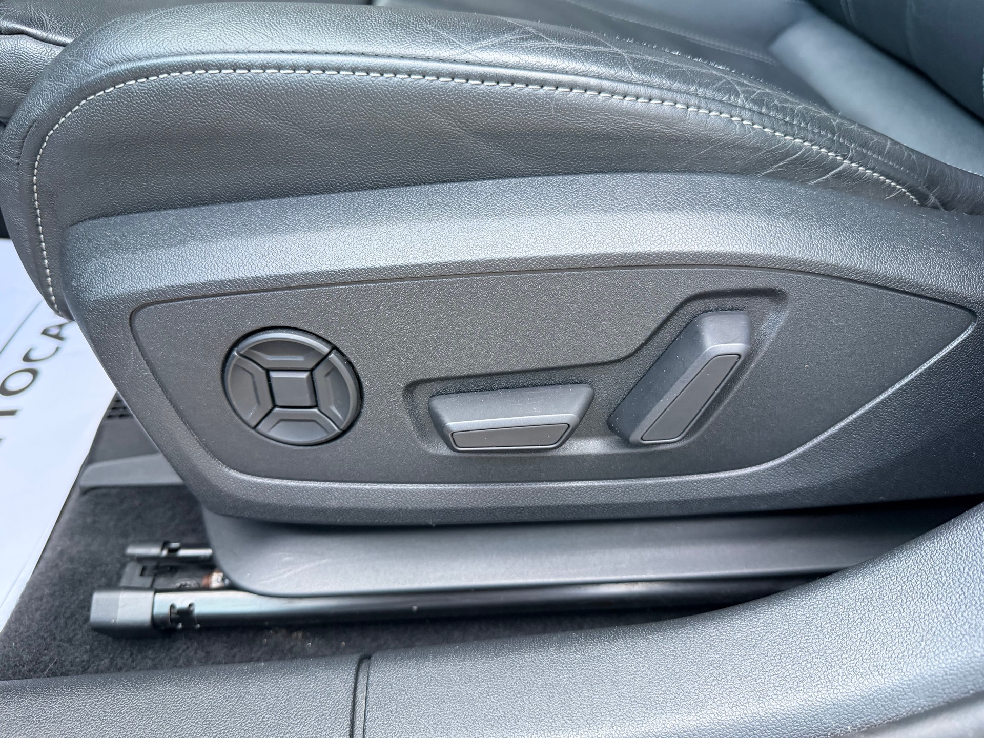 AUDI A3 Sportback 35 TFSI S line S-tronic-image-22
