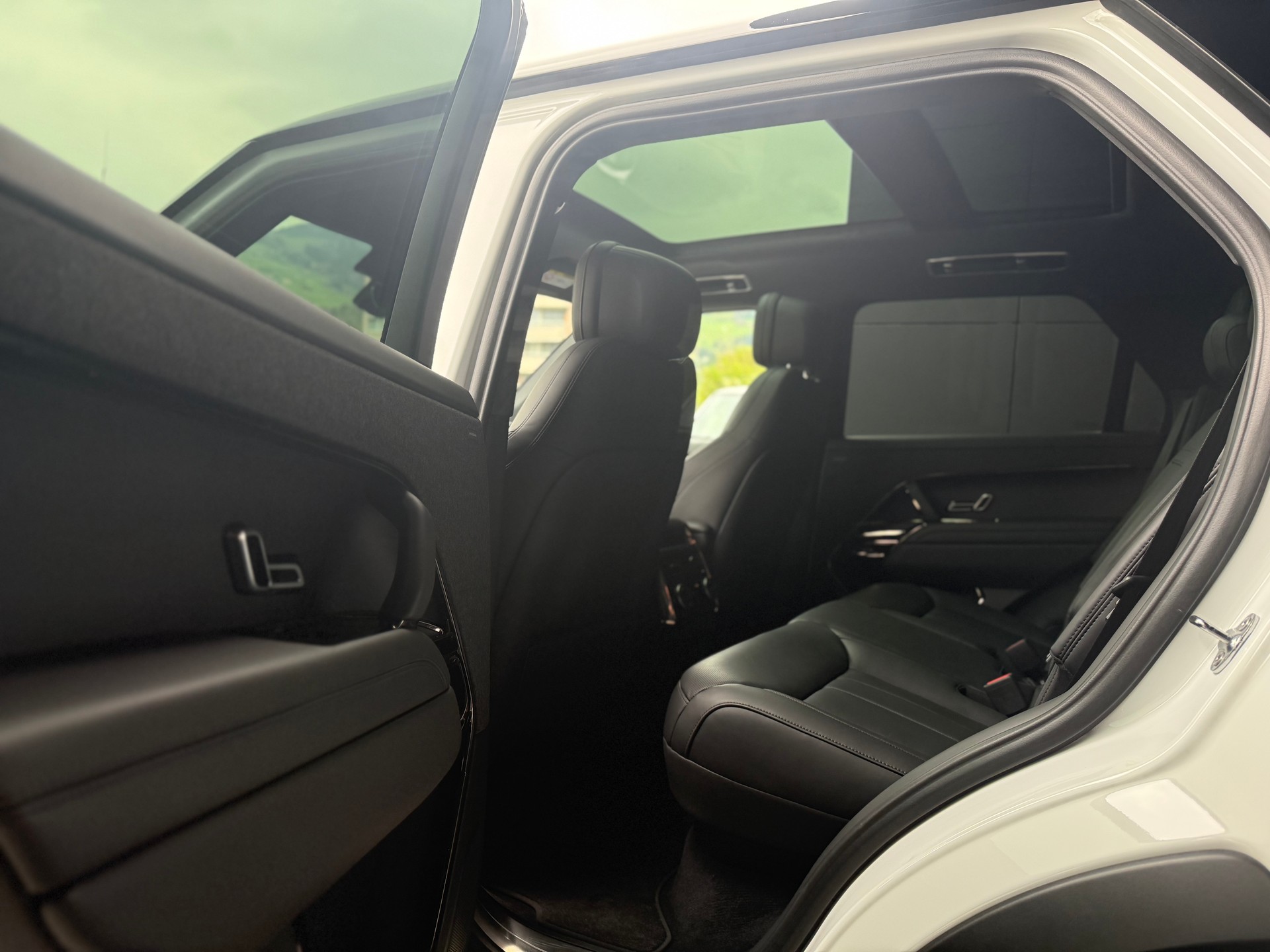 LAND ROVER Range Rover Sport D300 3.0 TD6 MHEV Dynamic SE Automatic-image-7
