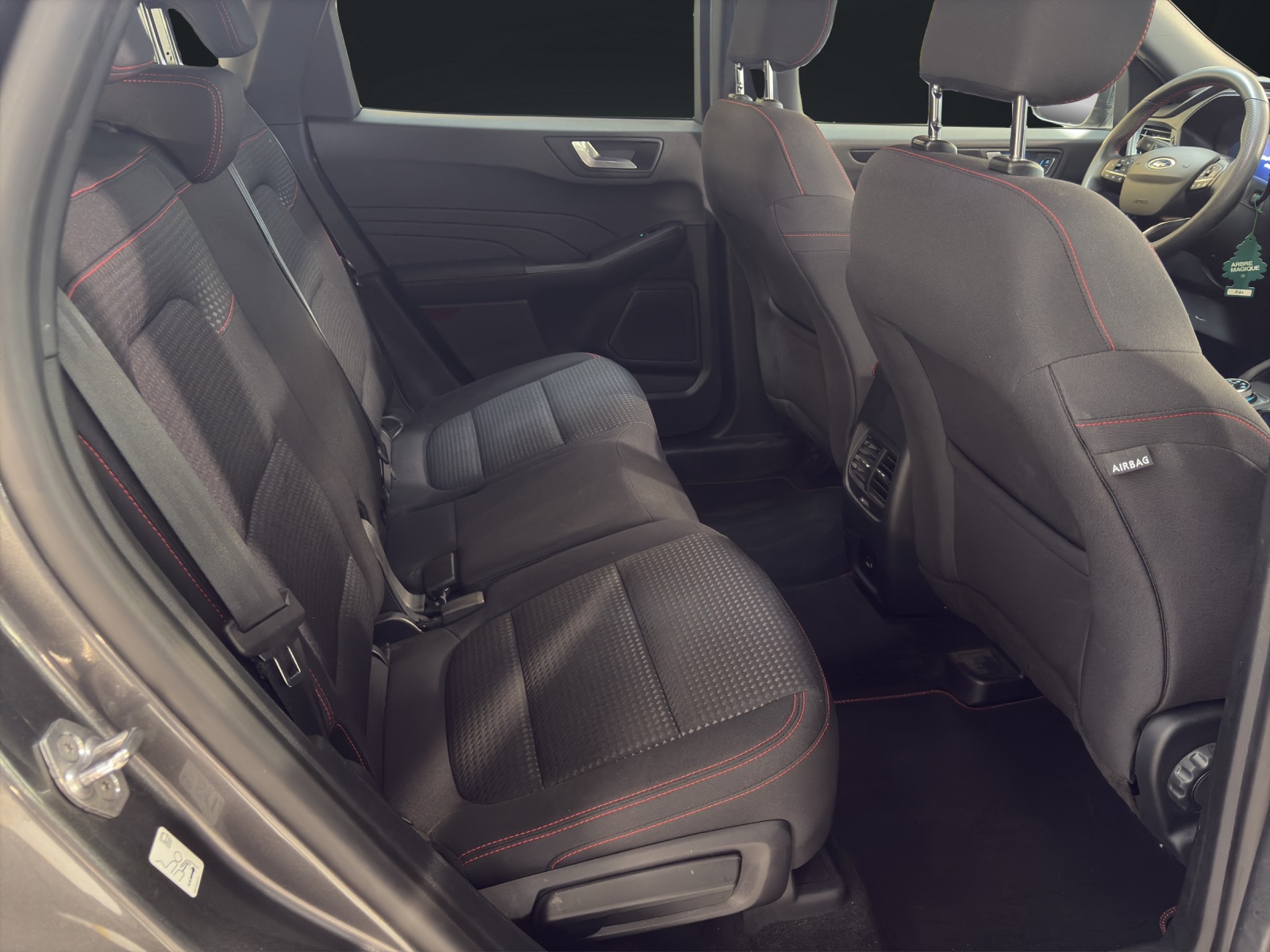 FORD Kuga 2.5 FHEV ST-Line 4WD-image-14