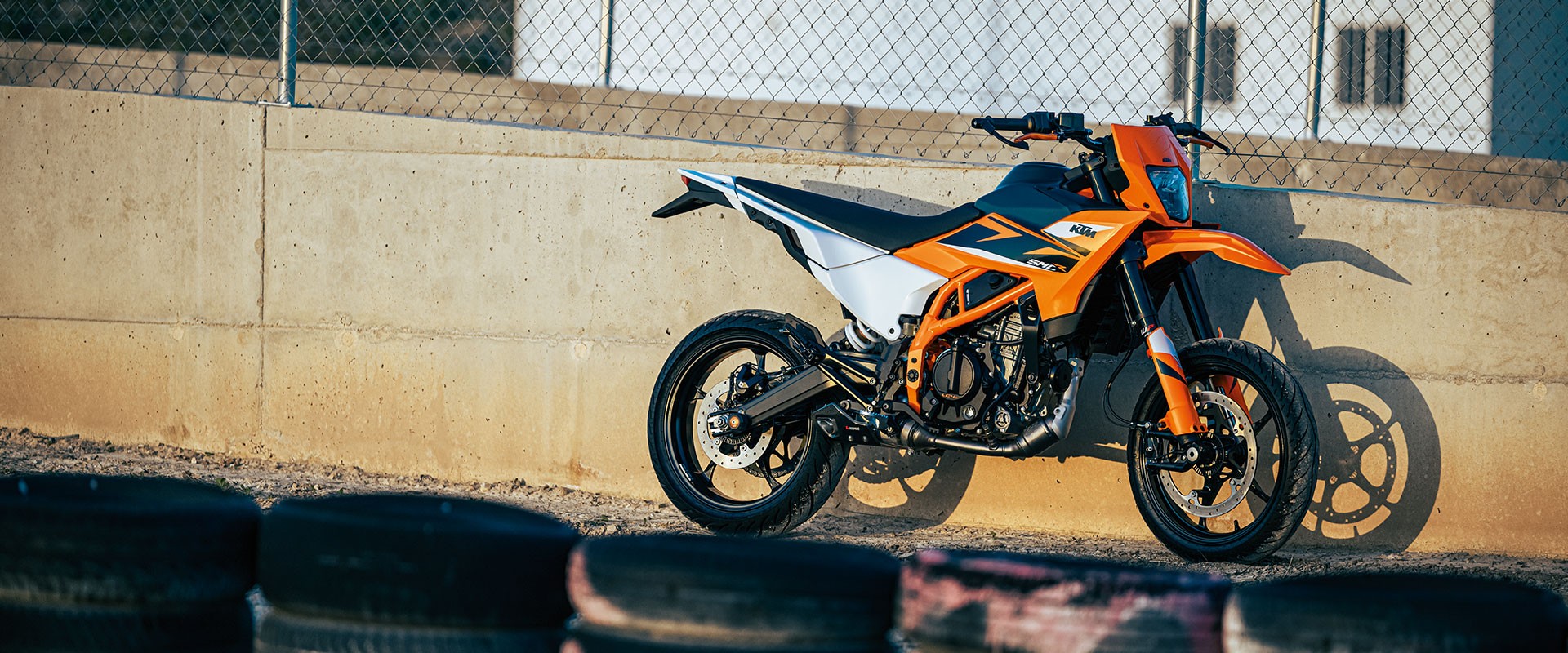 KTM 125 SMC R-image-1