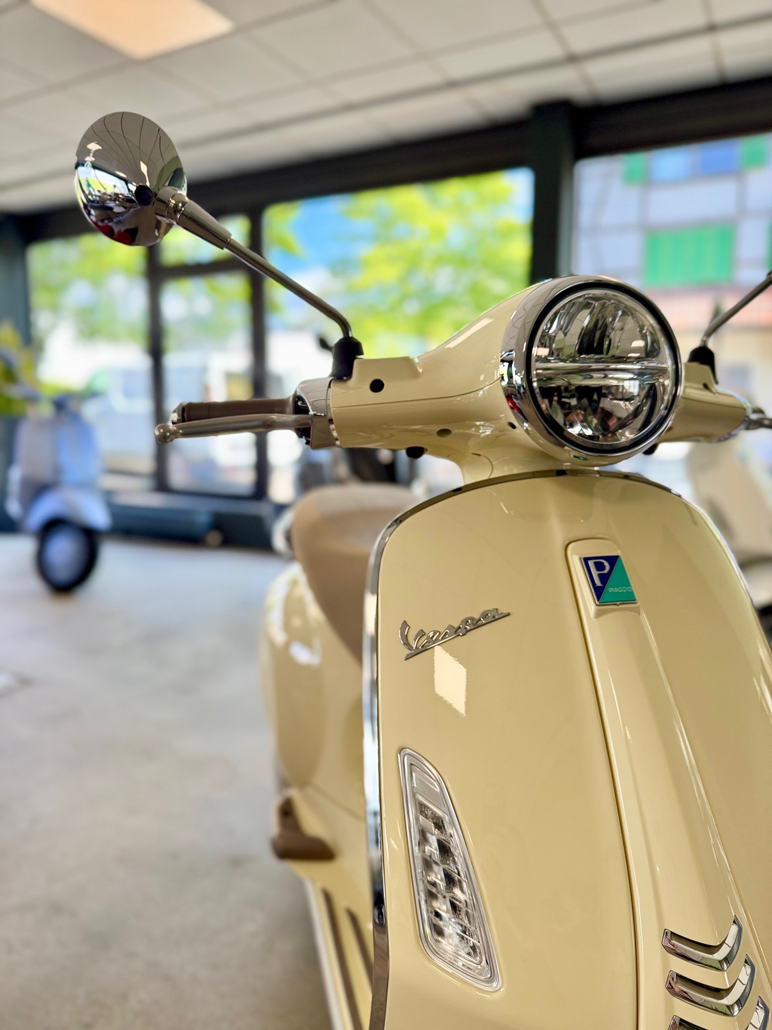PIAGGIO Vespa 125 Primavera Sport Euro 5+-image-4
