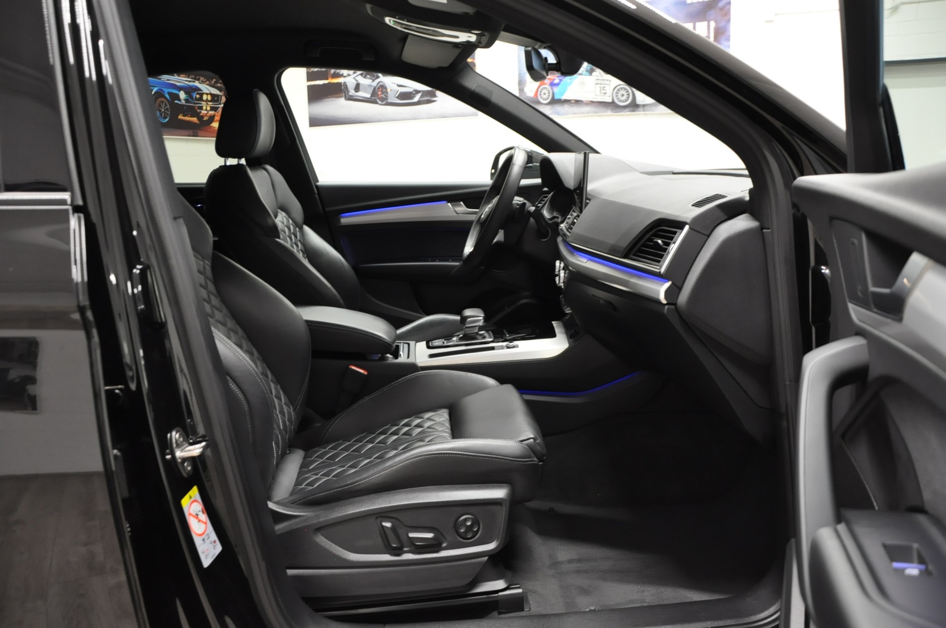 AUDI Q5 Sportback 40 TDI S-Line Blackedition quattro S-tronic-image-12