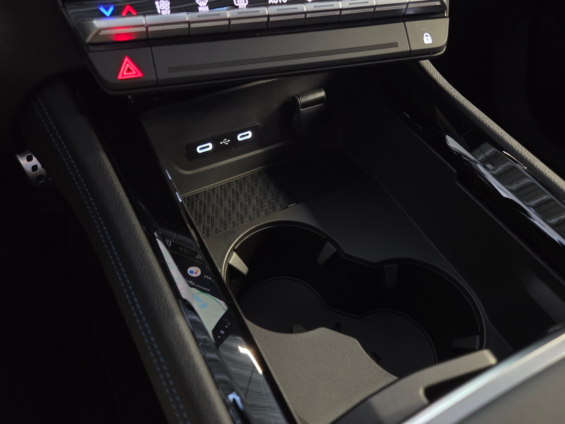 RENAULT Austral 1.2 E-Tech esprit Alpine-image-13