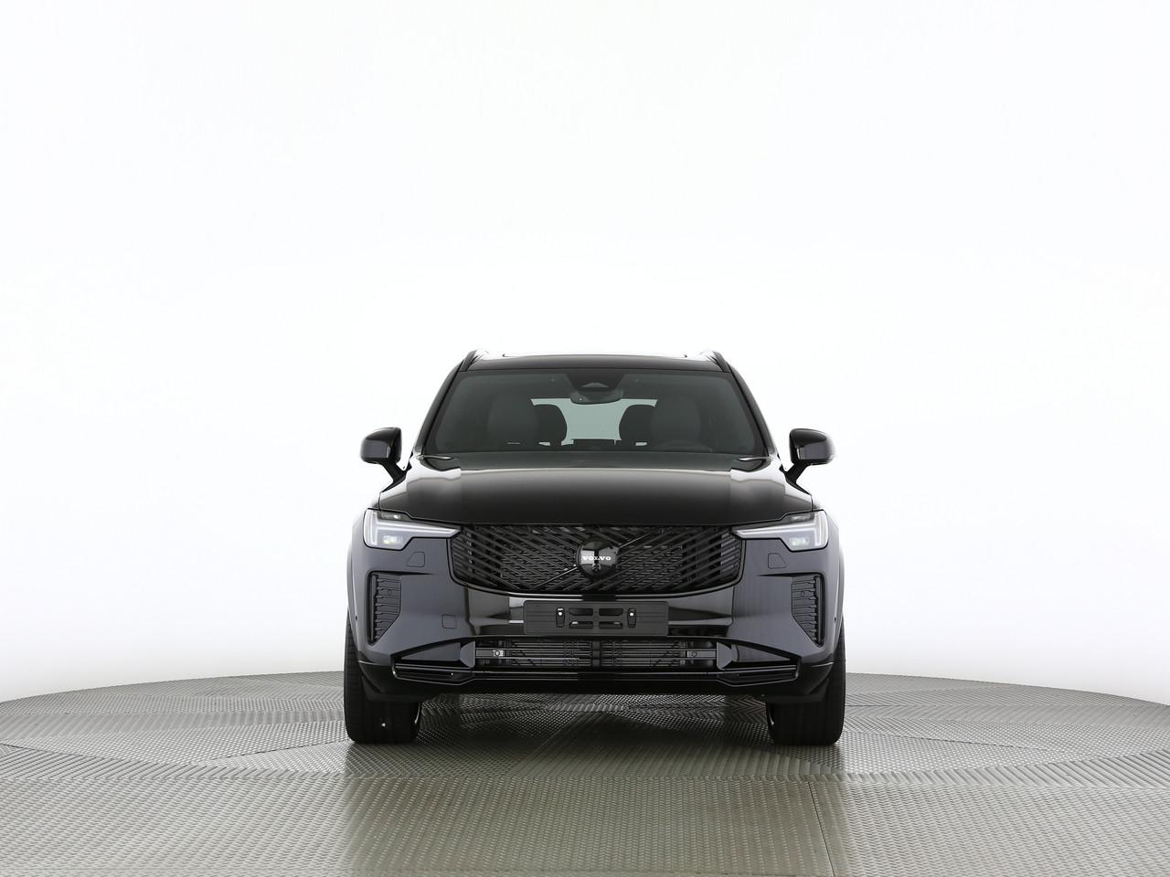 VOLVO XC90 2.0 B5 MH Black Edition AWD-image-4