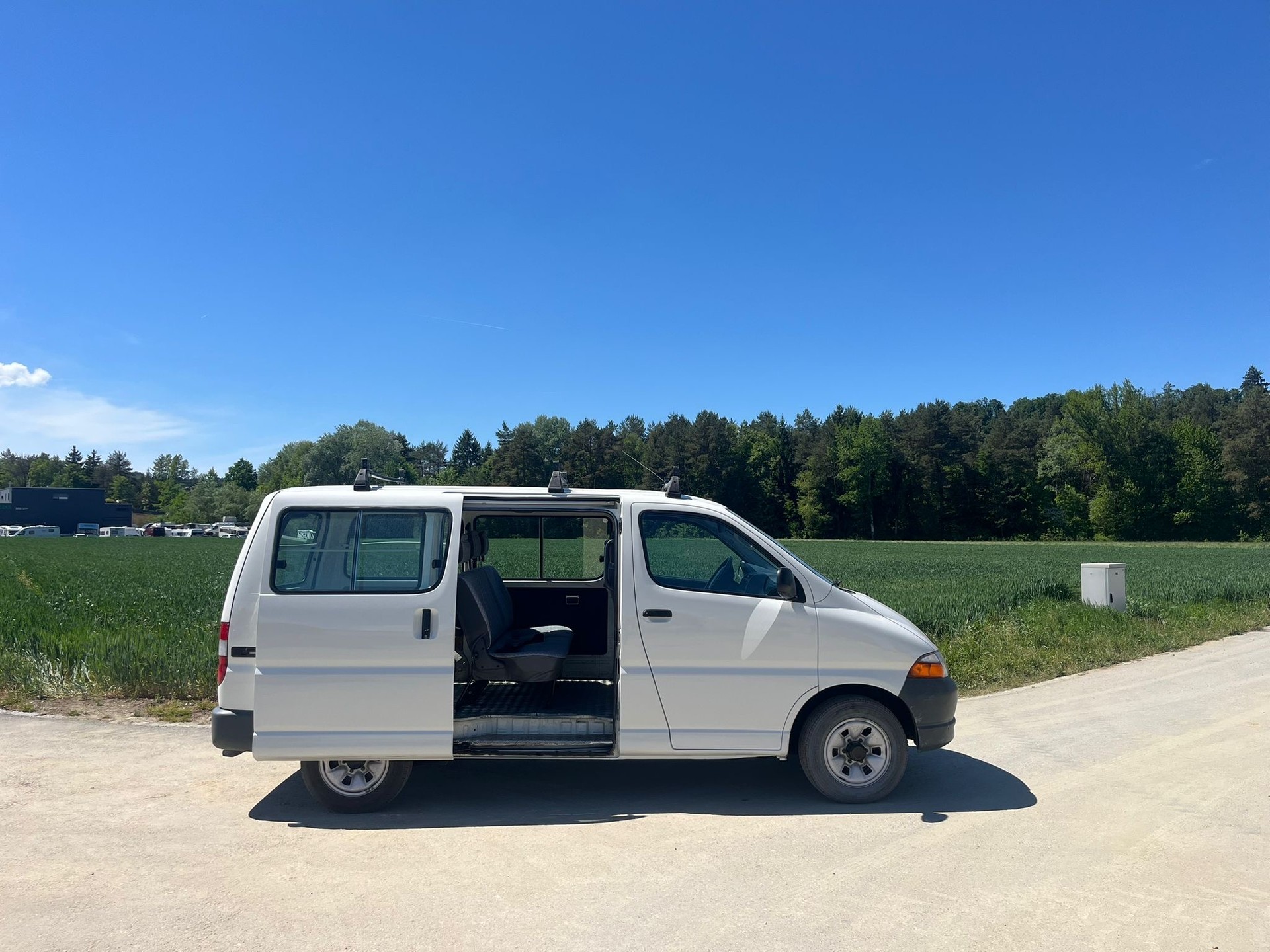 TOYOTA Hiace 2.7 Kombi 4x4-image-7