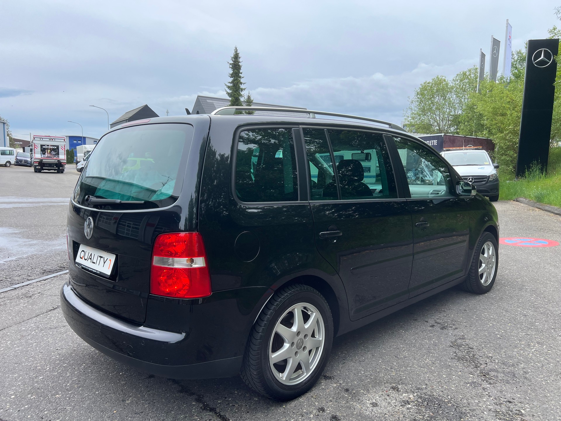VW Touran 2.0 TDI Highline-image-6