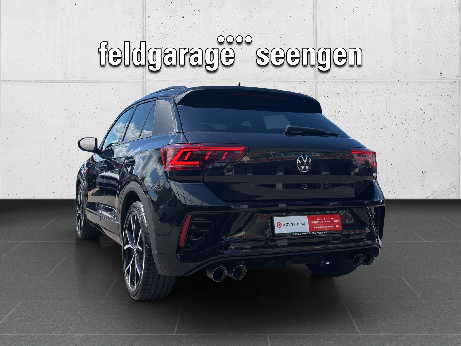 VW New T-Roc 2.0 TSI R DSG 4Motion mit AHK & Akrapovic-image-6