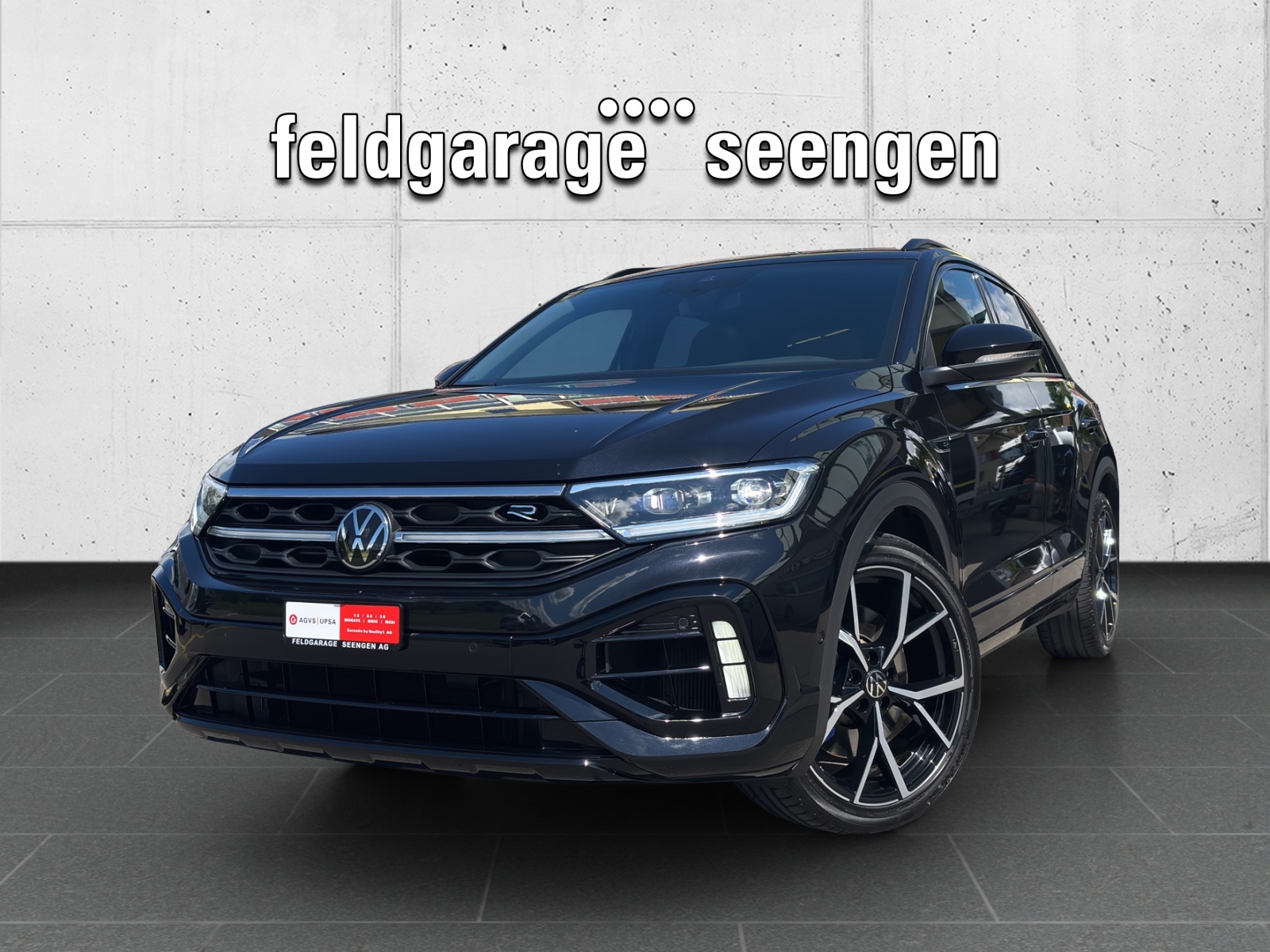 VW New T-Roc 2.0 TSI R DSG 4Motion mit AHK & Akrapovic