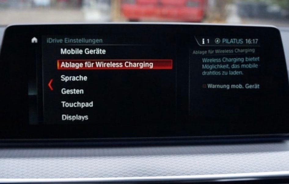 BMW M550i xDrive Steptronic-image-15
