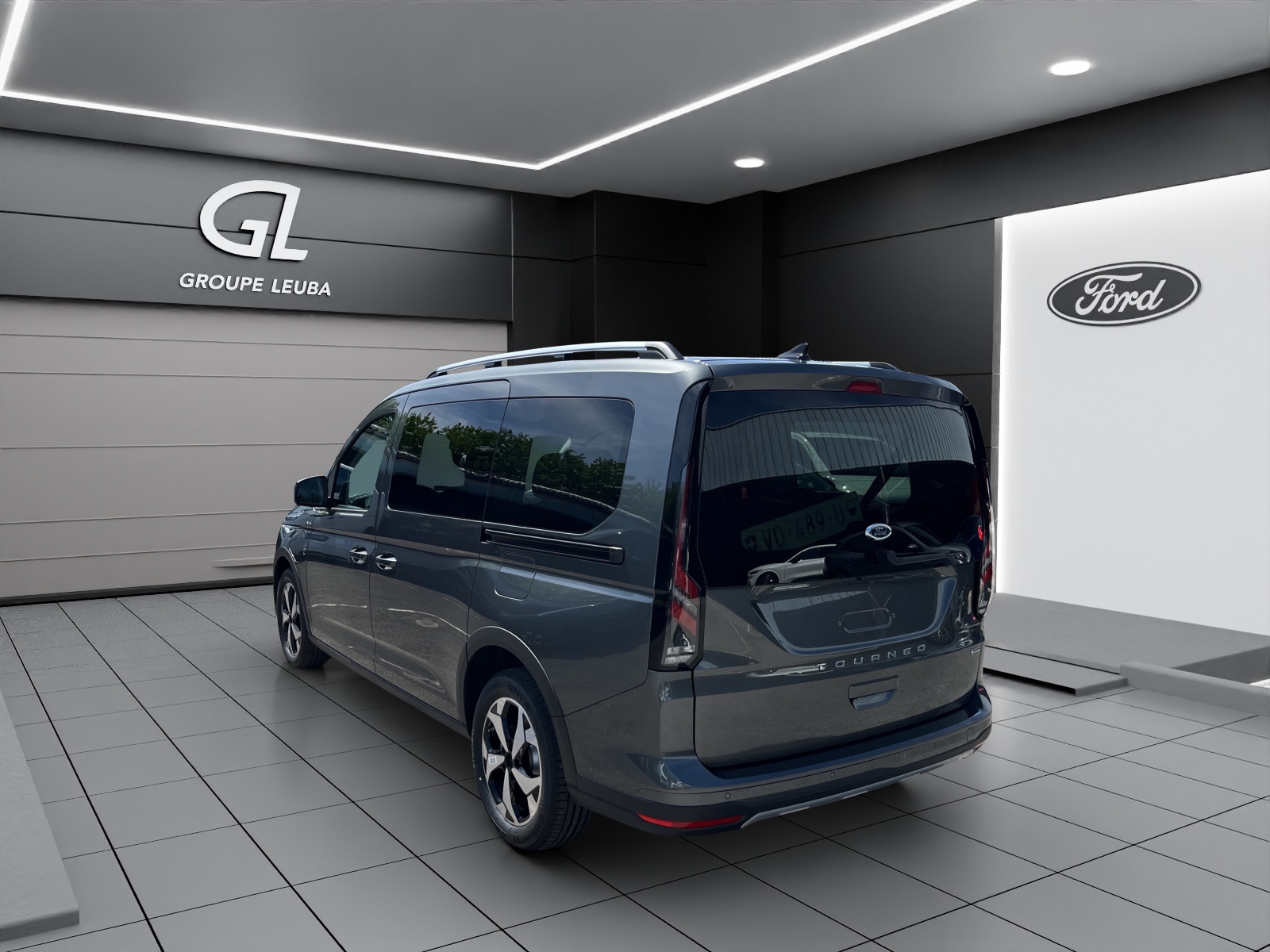 FORD Grand Tourneo Connect 1.5 PHEV Active Automat-showroom-element-3