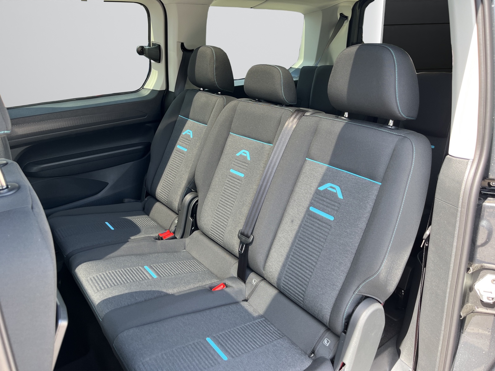 FORD Grand Tourneo Connect 1.5 PHEV Active Automat-image-8
