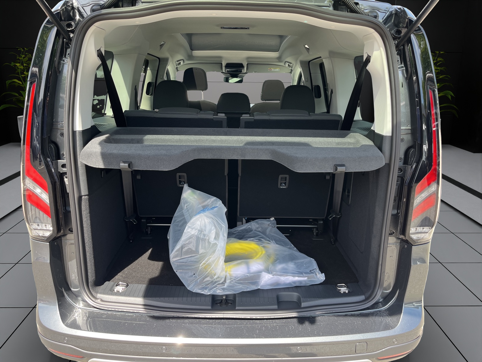 FORD Grand Tourneo Connect 1.5 PHEV Active Automat-image-10