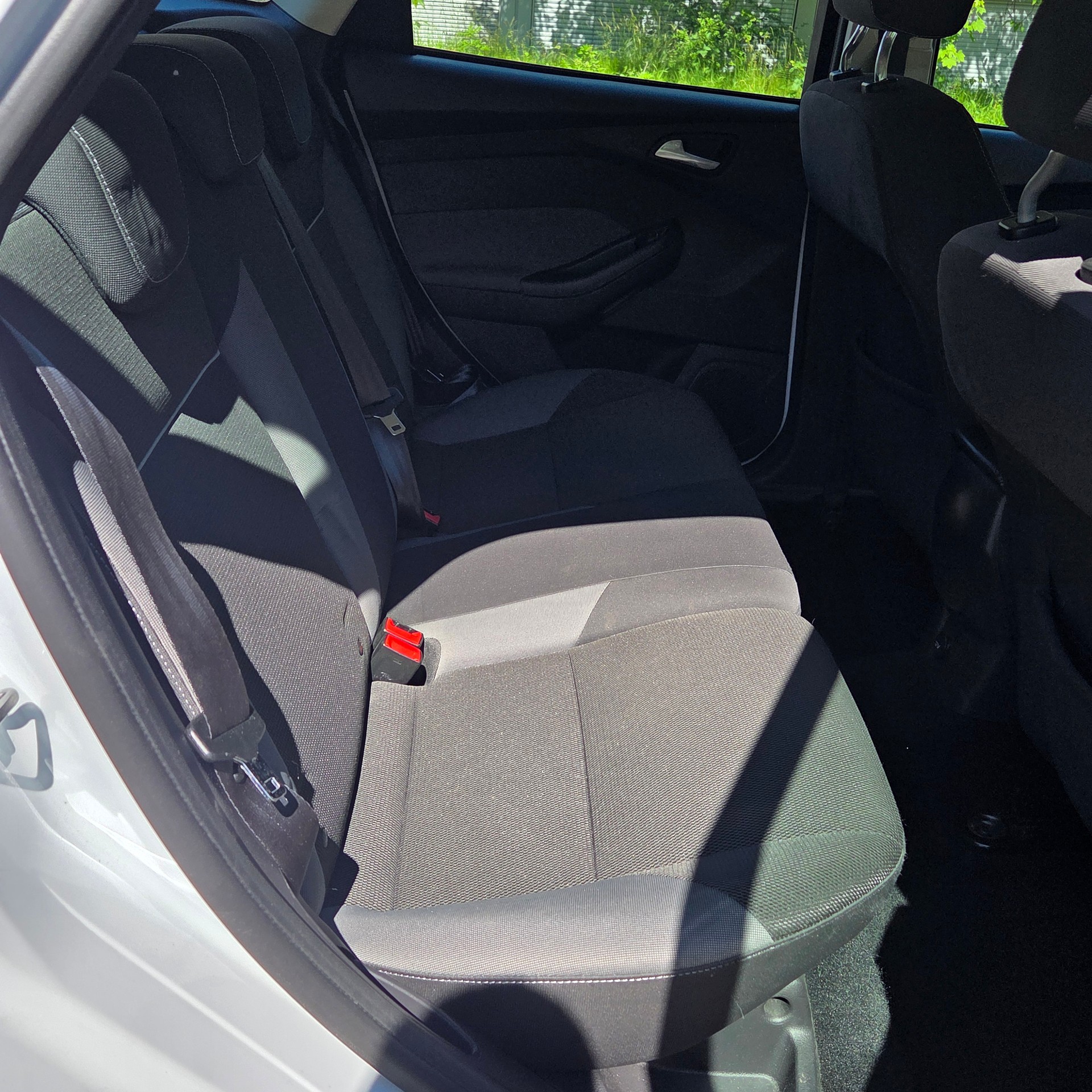 FORD Focus 1.6 TDCi Trend-image-9