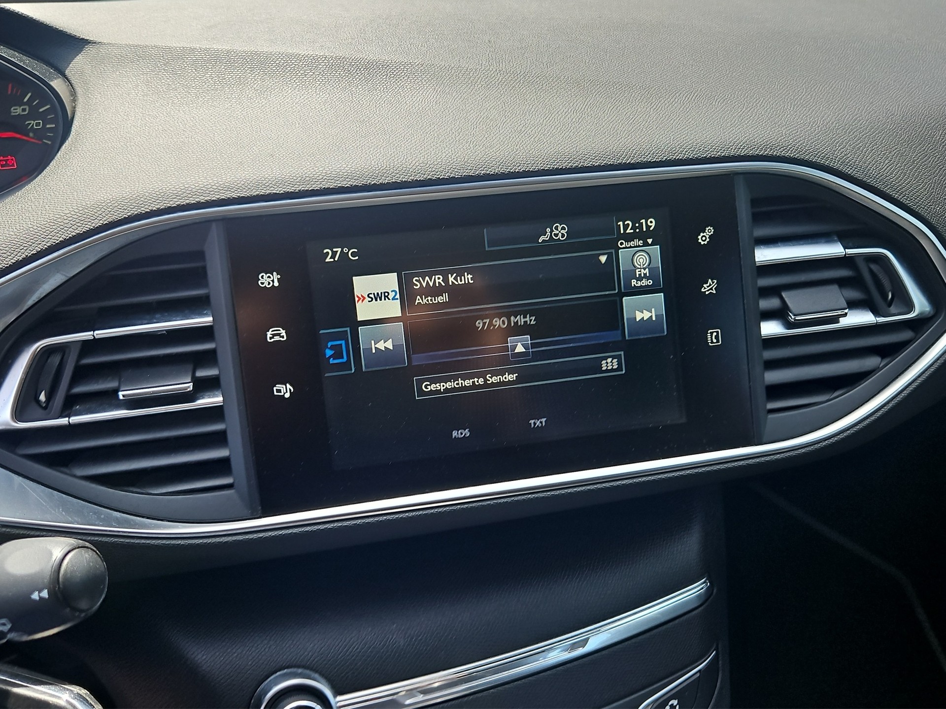 PEUGEOT 308 SW 1.6 BlueHDI Active-image-6
