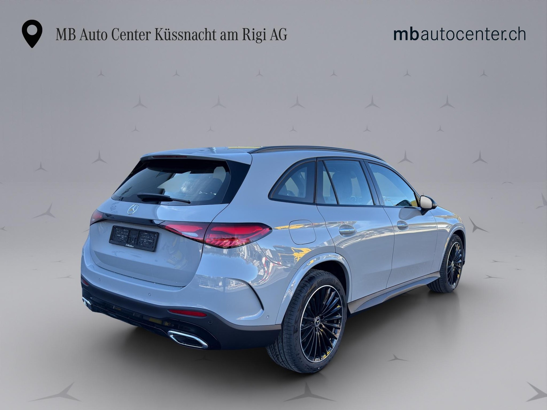 MERCEDES-BENZ GLC 220 d AMG Line 4matic-image-5