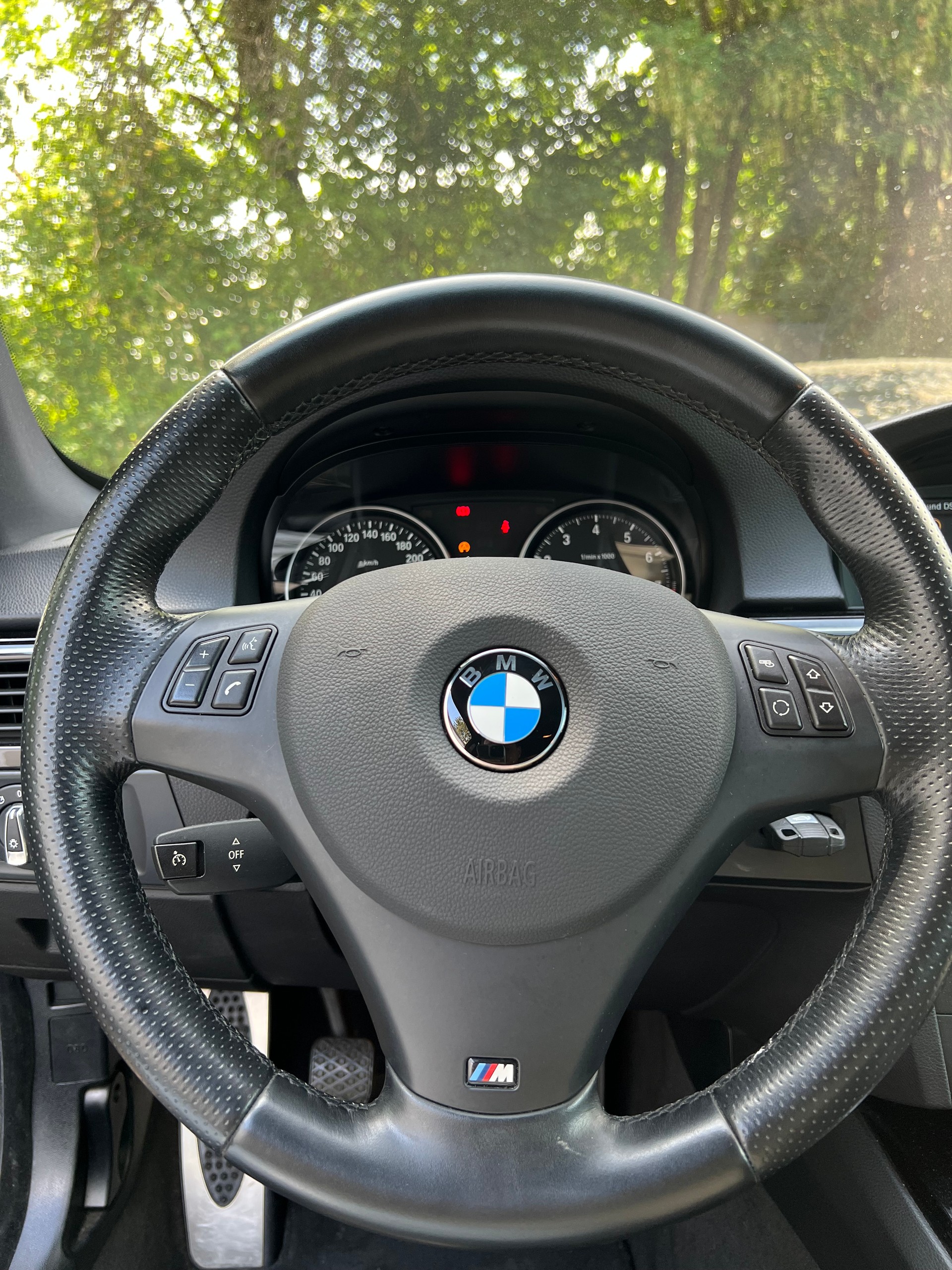 BMW 335i xDrive M-Paket Coupé-image-8