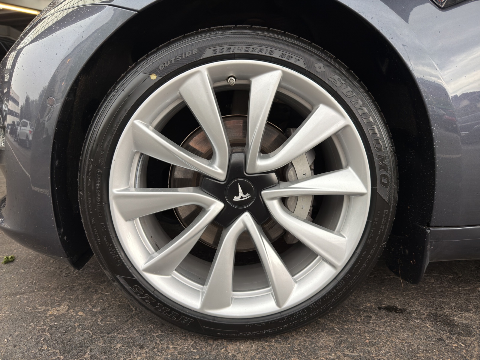 TESLA Model 3 Long Range Dual Motor AWD-image-15