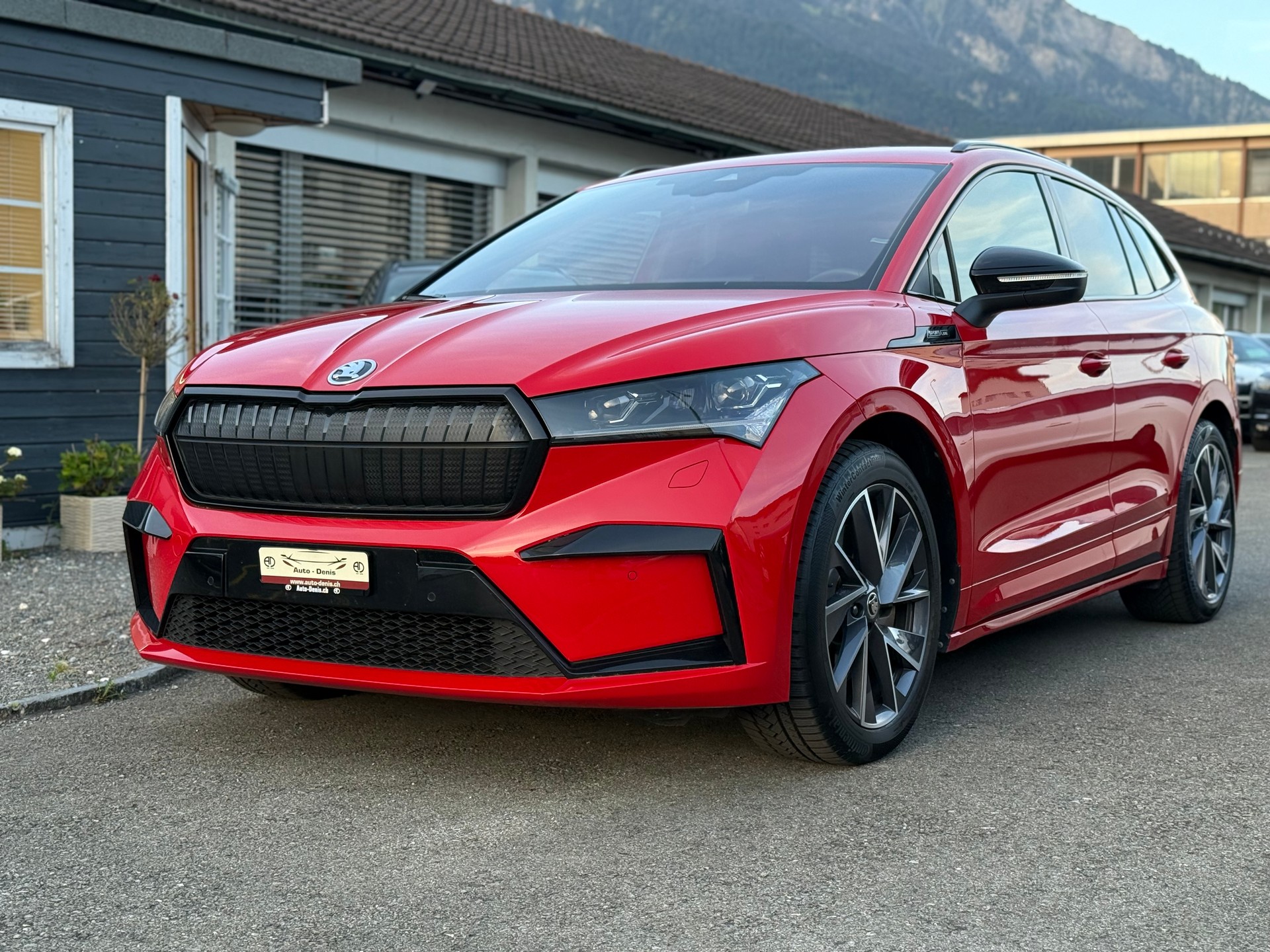 SKODA Enyaq iV 80x SportLine