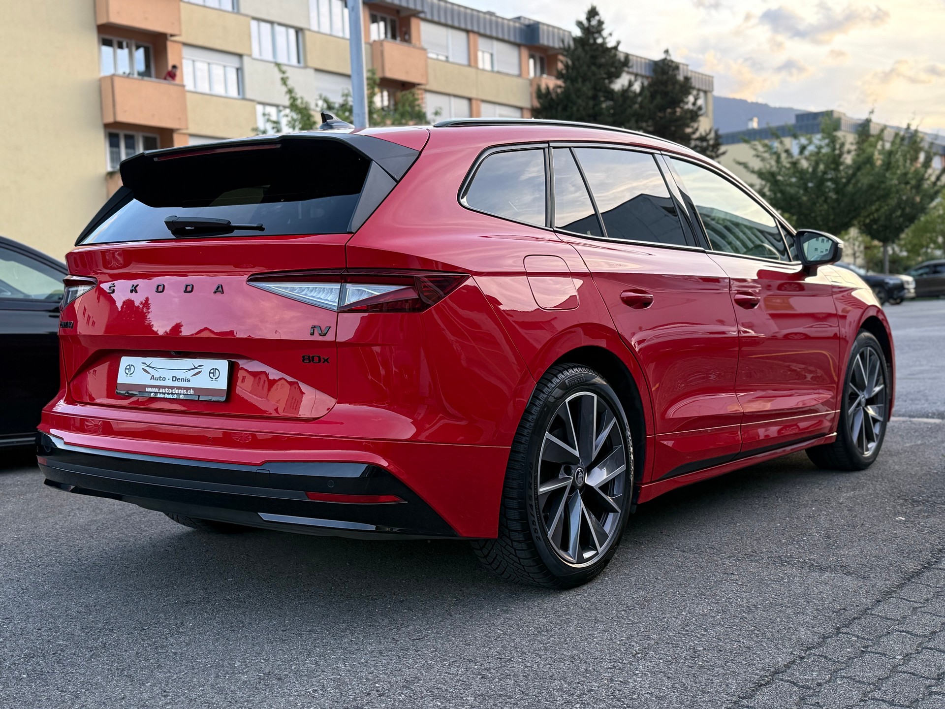 SKODA Enyaq iV 80x SportLine-showroom-element-3