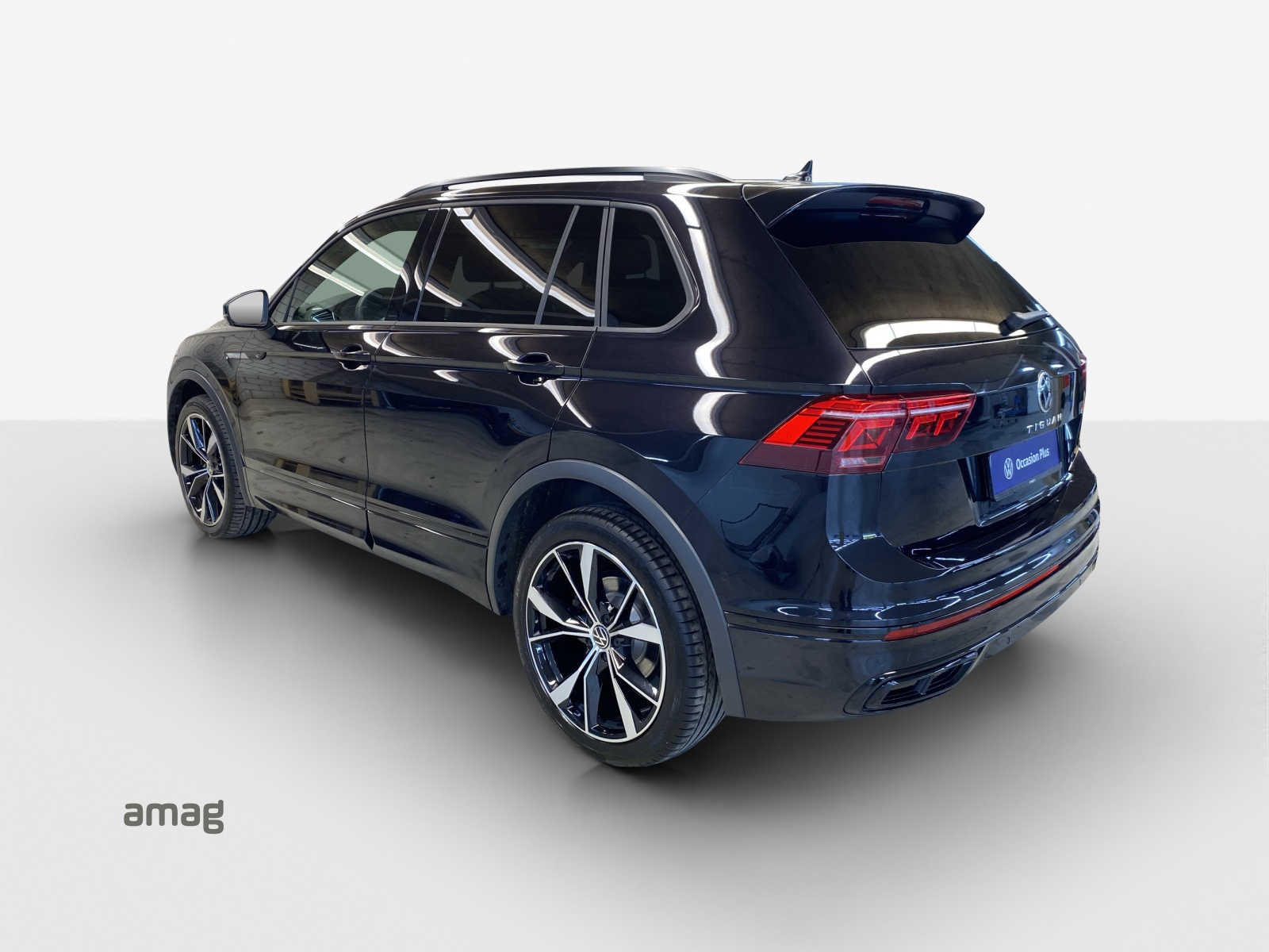 VW Tiguan 2.0TSI R-Line 4Motion DSG-showroom-element-2