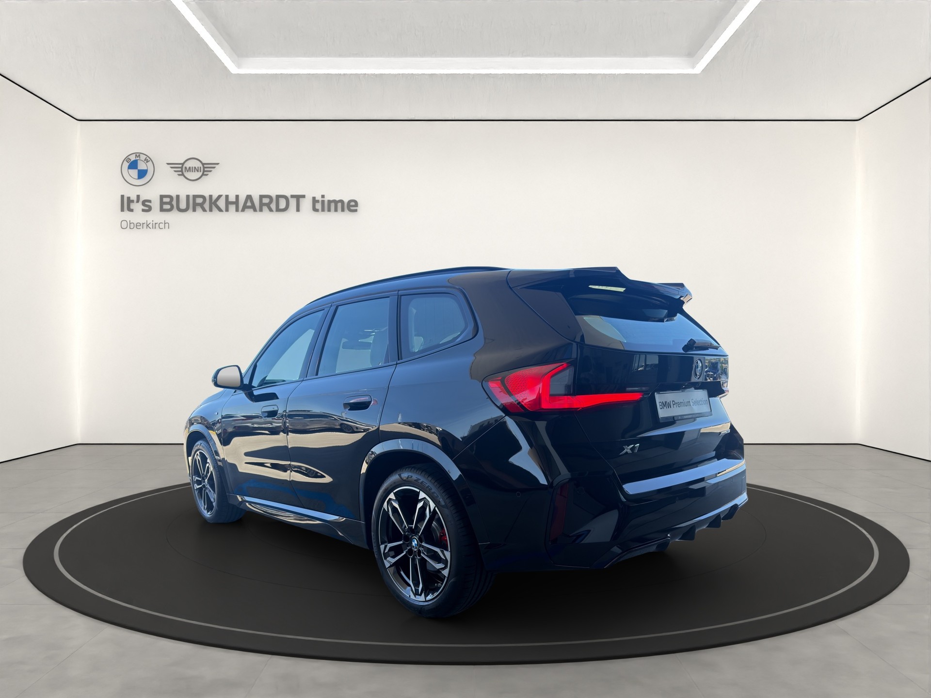 BMW X1 xDr23i 48V M Sport Pro-showroom-element-2
