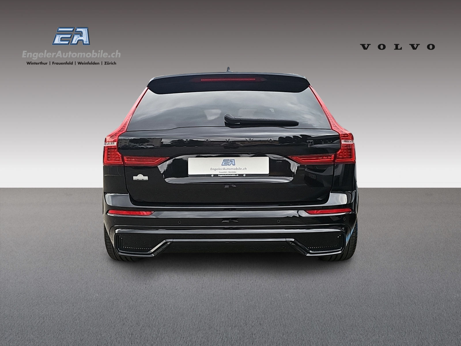 VOLVO XC60 2.0 B5 MH Ultimate Dark AWD-image-4
