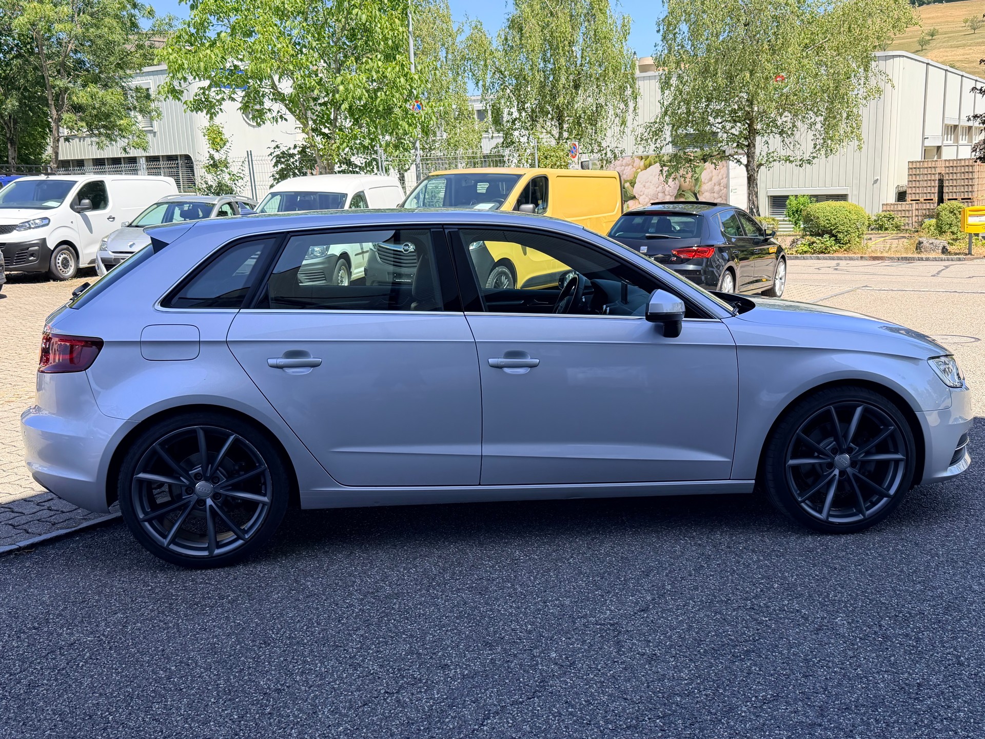 AUDI A3 Sportback 1.8 TFSI Ambition S-tronic-showroom-element-1