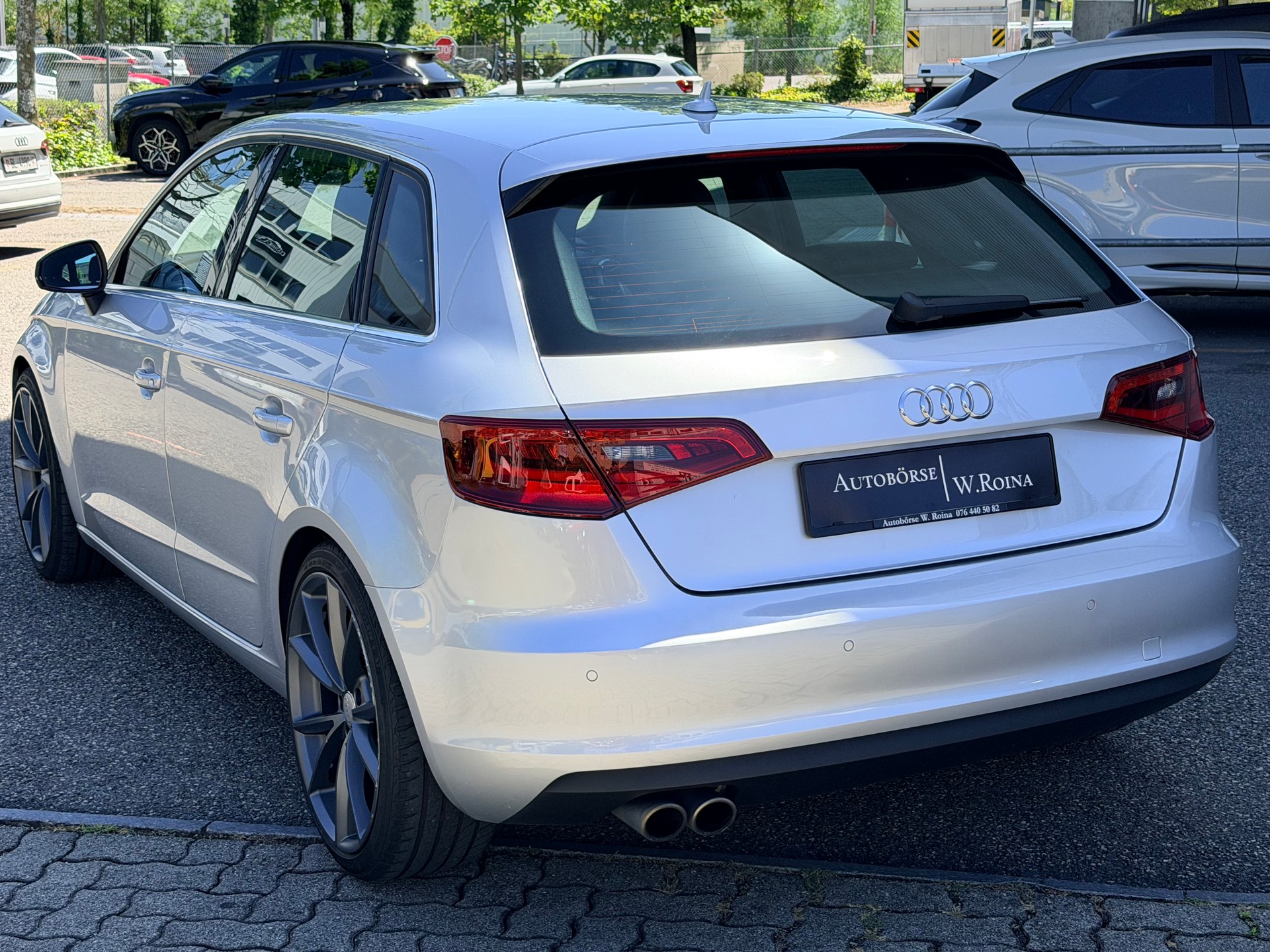 AUDI A3 Sportback 1.8 TFSI Ambition S-tronic-image-4