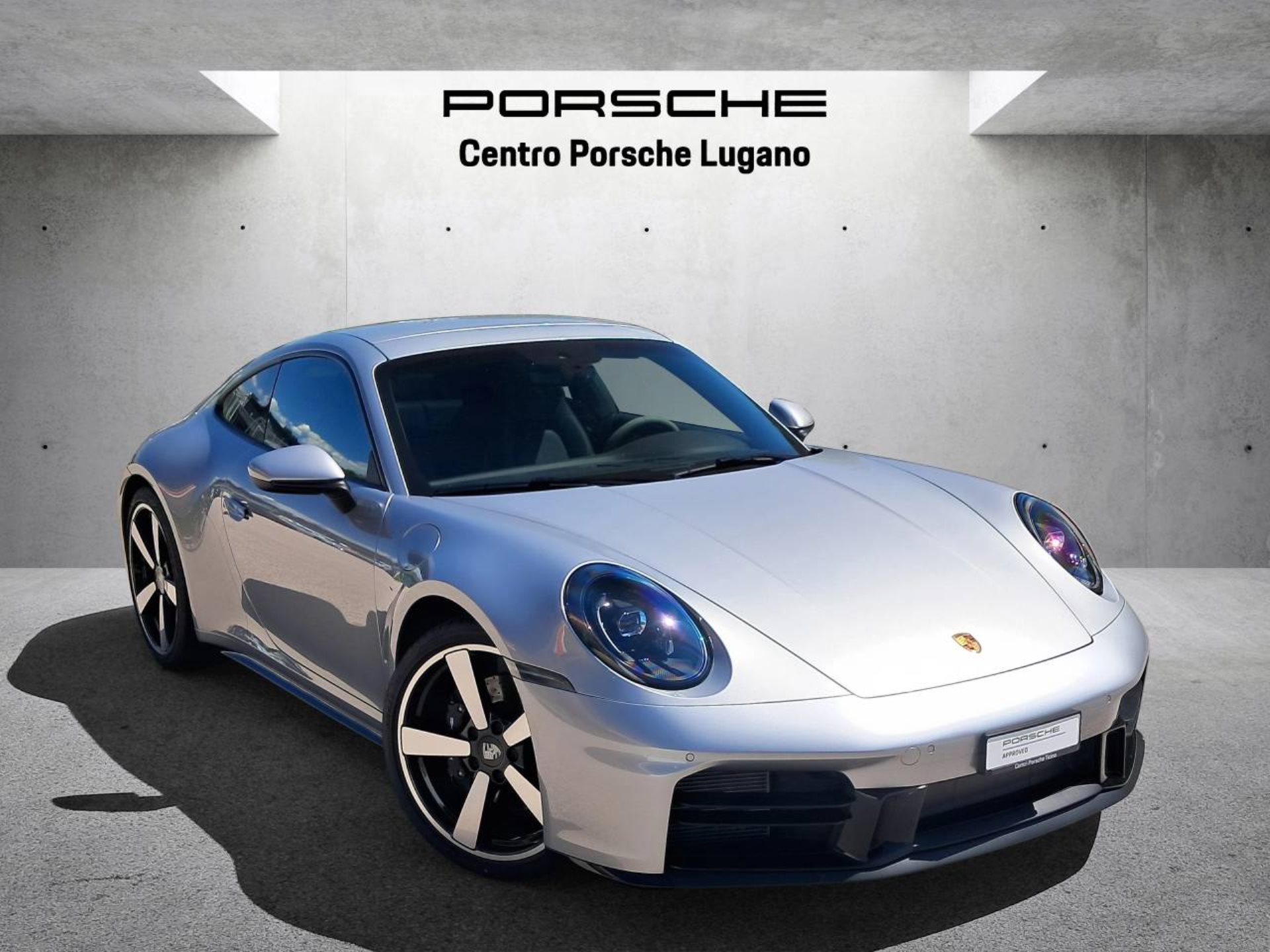 PORSCHE 911 Carrera