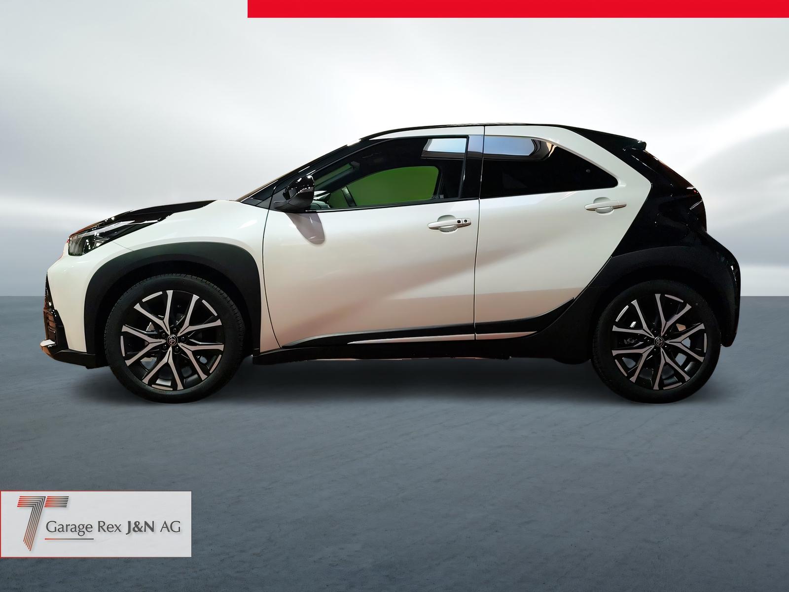 TOYOTA Aygo X 1.5 VVT-i HSD GR Sport-image-1