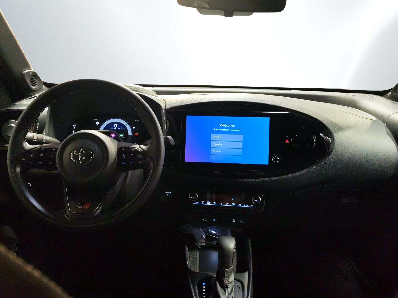 TOYOTA Aygo X 1.5 VVT-i HSD GR Sport-image-9