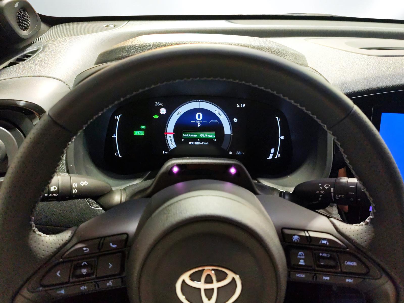 TOYOTA Aygo X 1.5 VVT-i HSD GR Sport-image-11
