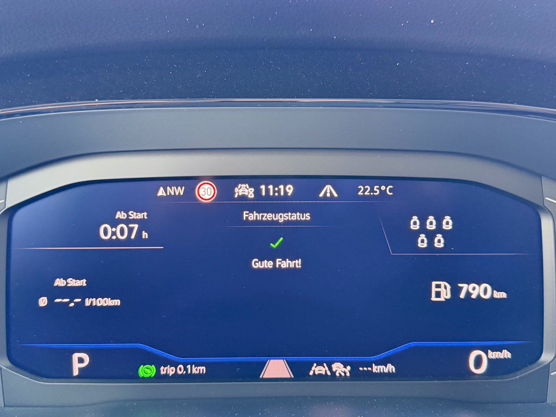 VW Touran 1.5 TSI 150PS GOAL *** FAMILIENAUTO MIT 4 JAHRE VW WERKSGARANTIE ***-image-10