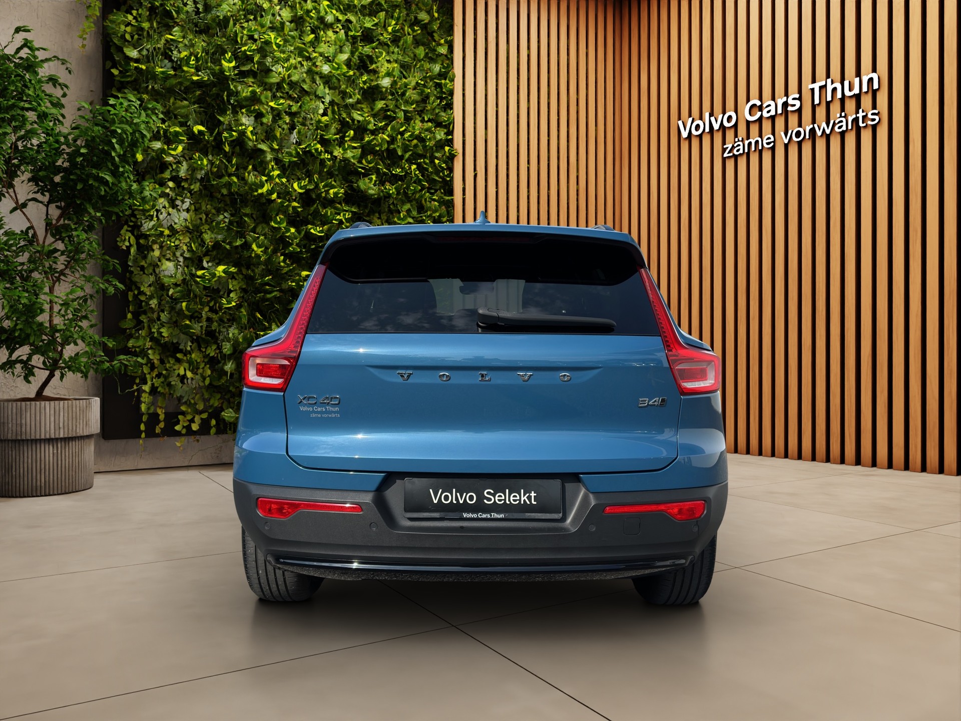 VOLVO XC40 2.0 B4 MH Plus Dark AWD-image-6