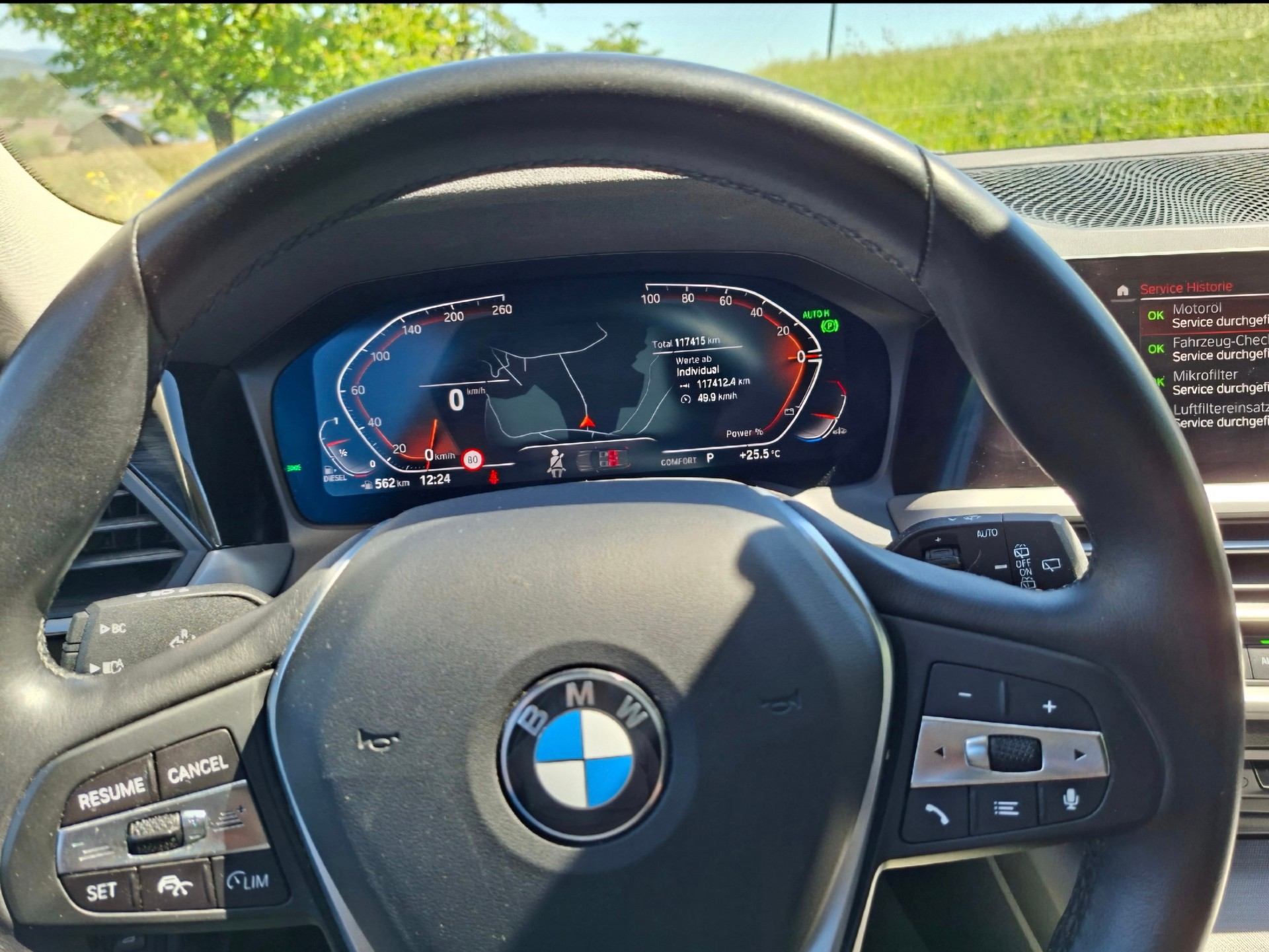 BMW 320d xDrive 48V Touring Steptronic-image-9