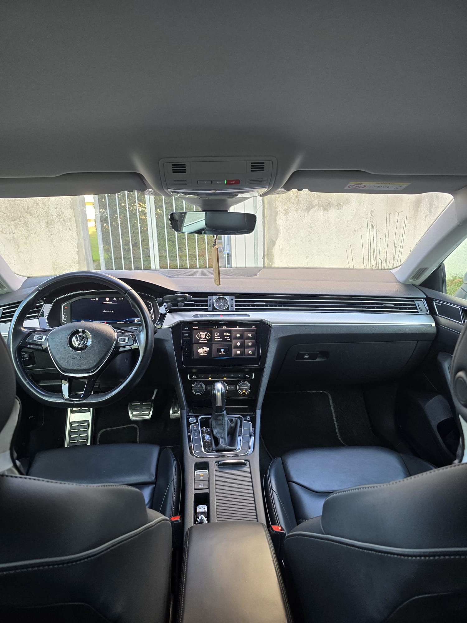 VW 2.0 TSI Elegance DSG-image-11