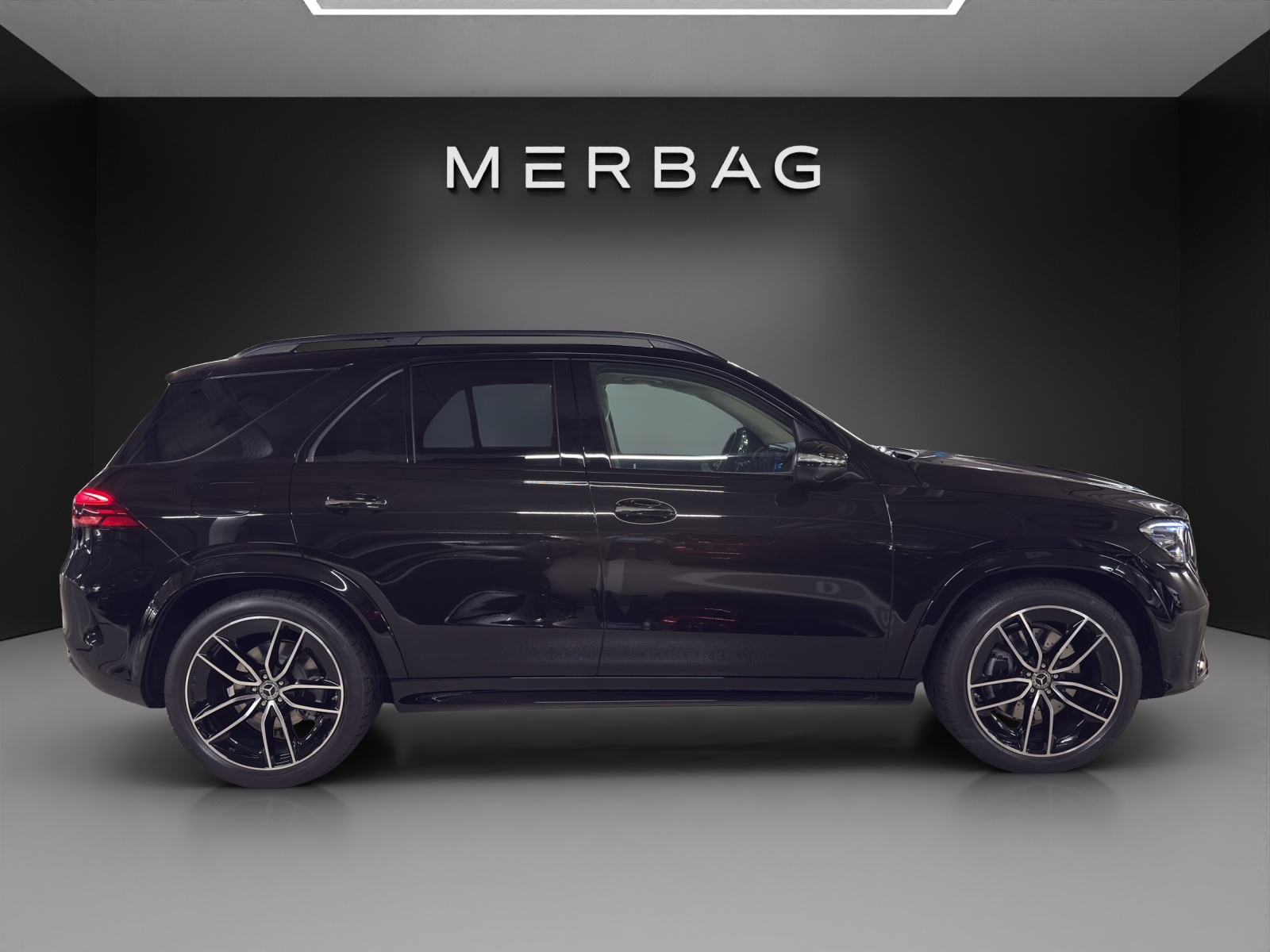 MERCEDES-BENZ GLE 300 d 4Matic 9G-Tronic-image-4