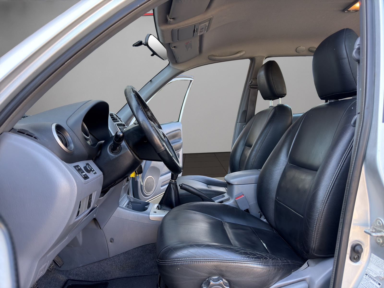 TOYOTA RAV-4 2.0 16V Linea Terra-image-8
