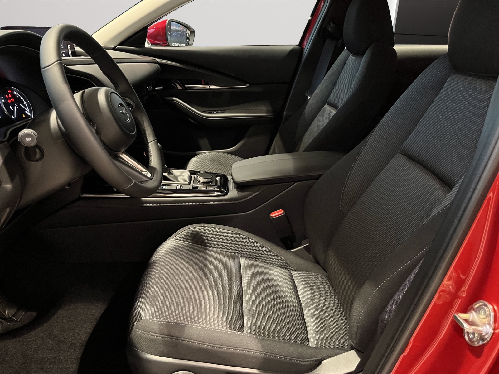 MAZDA CX-30 SKYACTIV-G 140 M Hybrid Centre Line FWD AT-image-12