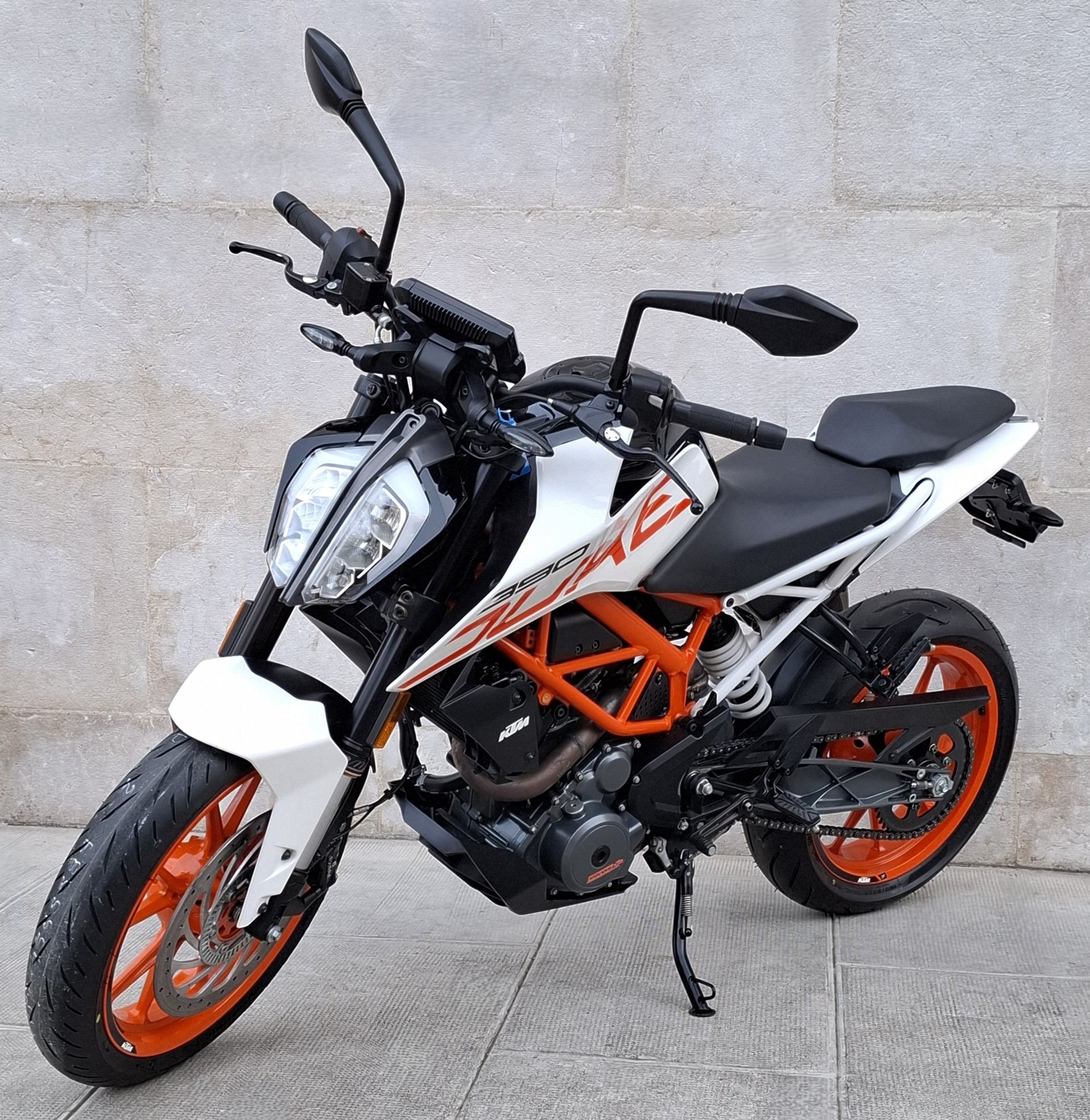 KTM 390 Duke ABS-image-3