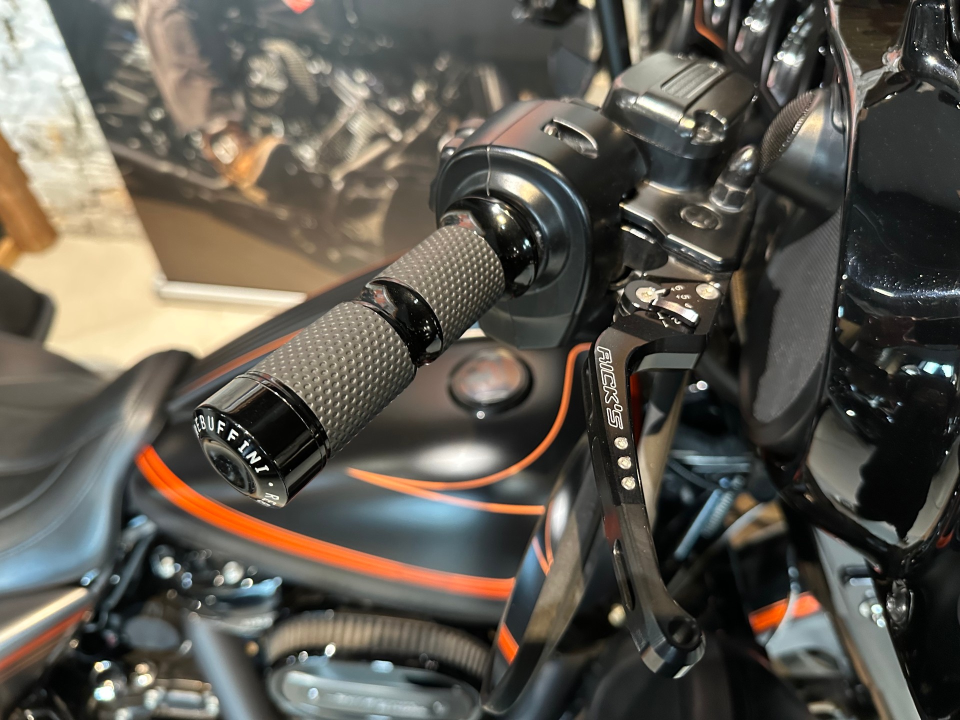 HARLEY-DAVIDSON FLHXSE Street Glide ABS CVO 114-image-12