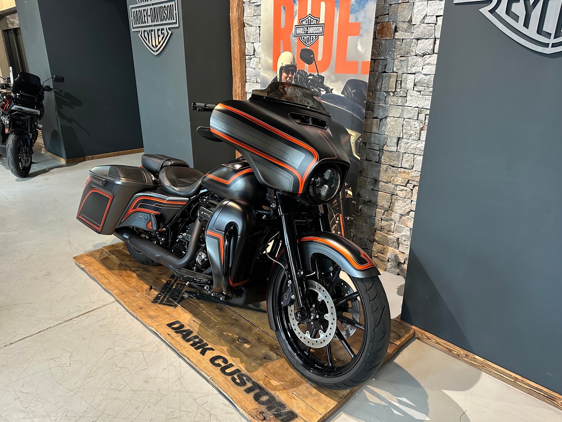 HARLEY-DAVIDSON FLHXSE Street Glide ABS CVO 114-image-1