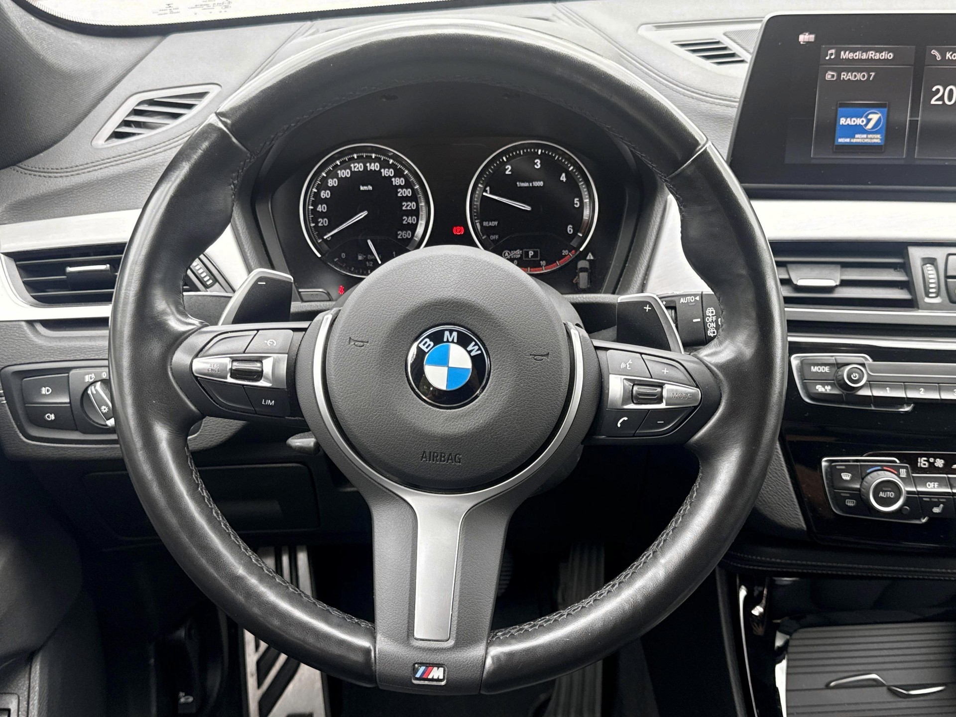 BMW X1 xDrive 20d M Sport-image-13